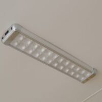 18inLEDlight-300x225